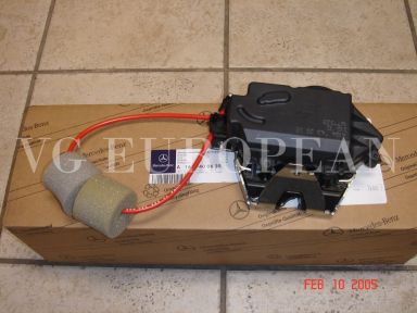 Mercedes-Benz ML-Class Genuine Tailgate Hatch Lock Mechanism ML350 ML550 ML63