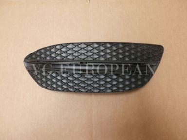 Mercedes-Benz C-Class W205 Sedan Genuine Front Bumper Grille Right NEW Black