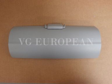 Mercedes-Benz Genuine W220 S-Class 2000-2002 Right/Left Center Seat Trim Cover